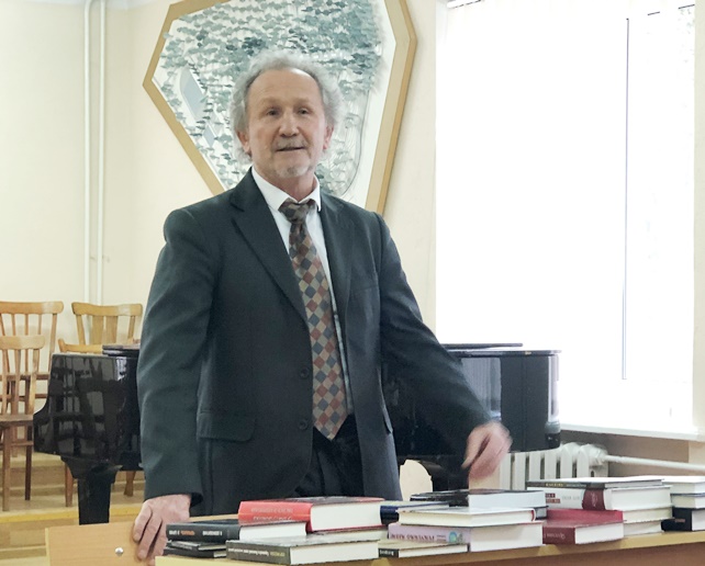 Володимир Федорович Шовкошитний